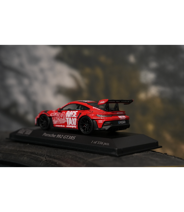 Modellauto "Porsche 992 GT3RS" - limitierte Auflage