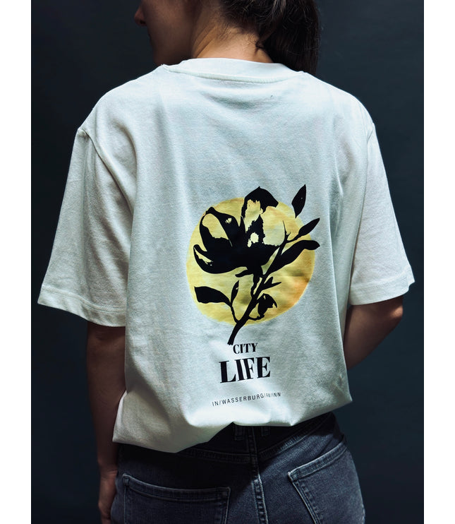 T-Shirt oversized "Mondschein Magnolie"